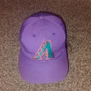 Vintage MLB Arizona Diamondbacks Embroidered Logo Hat Cap